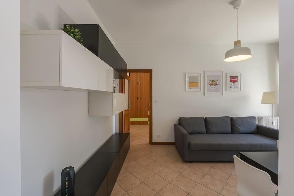 Ferienwohnung Youhosty - Zuretti42 Mailand Exterior foto